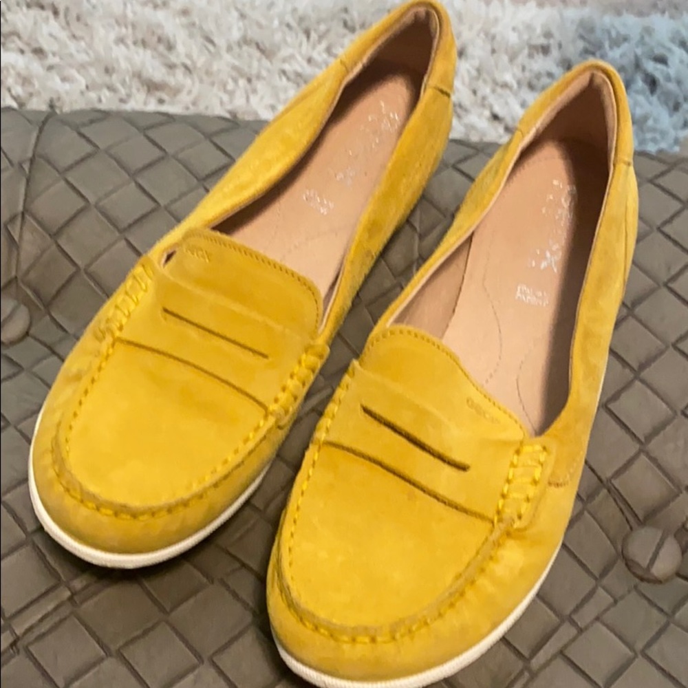 GEOX suede loafer.